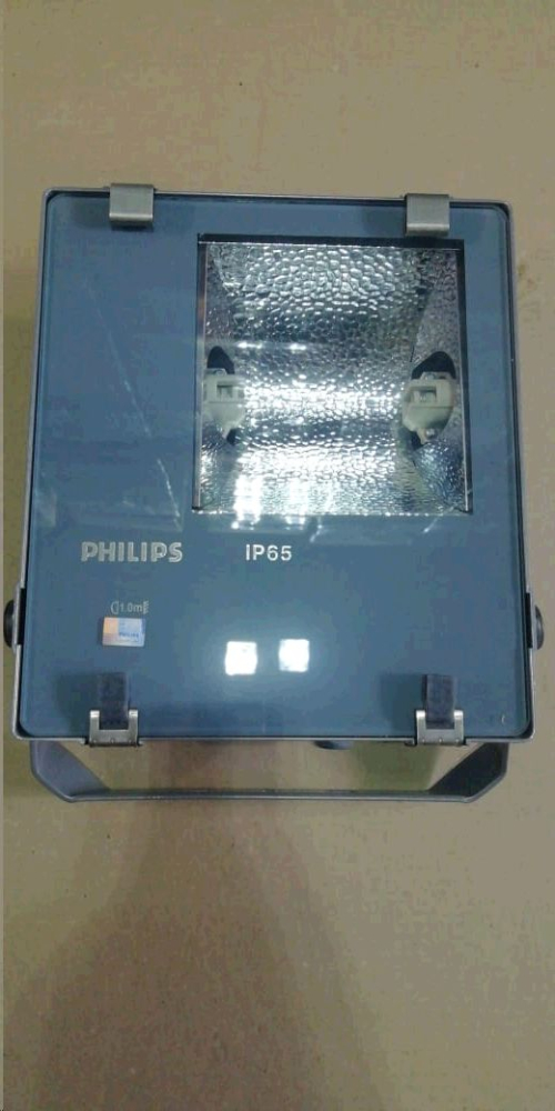 Прожектор RVP151 MHN-TD 70W K IN S